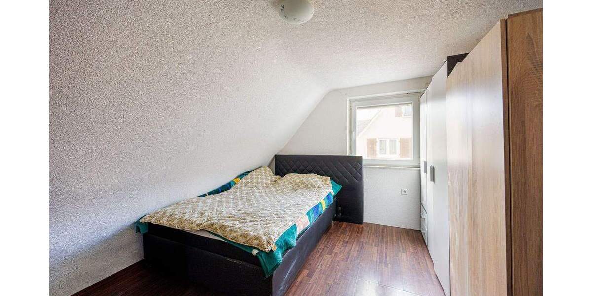 Etagenwohnung Besigheim - 2 Zimmer, 44 m&sup2;, 108.000&euro; | Angebot:25698026