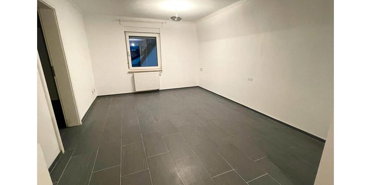Etagenwohnung Kornwestheim - 2.5 Zimmer, 74 m&sup2;, 1.250&euro; | Angebot:27586024