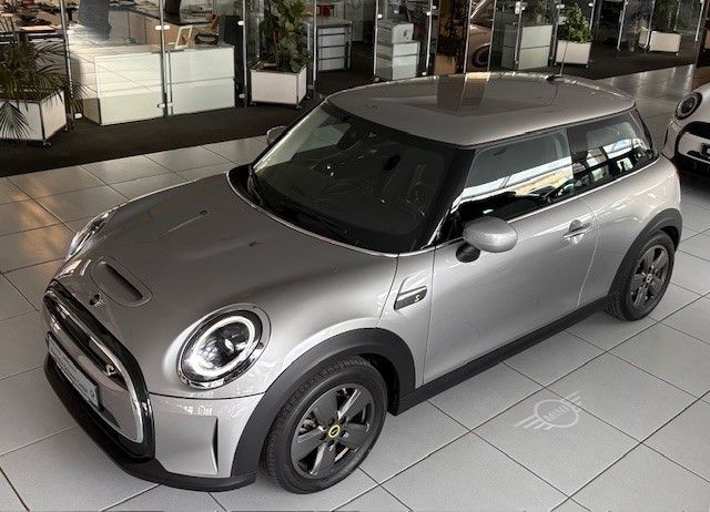 Mini Cooper SE 32.900 km 15.830 &euro; Kornwestheim 70806