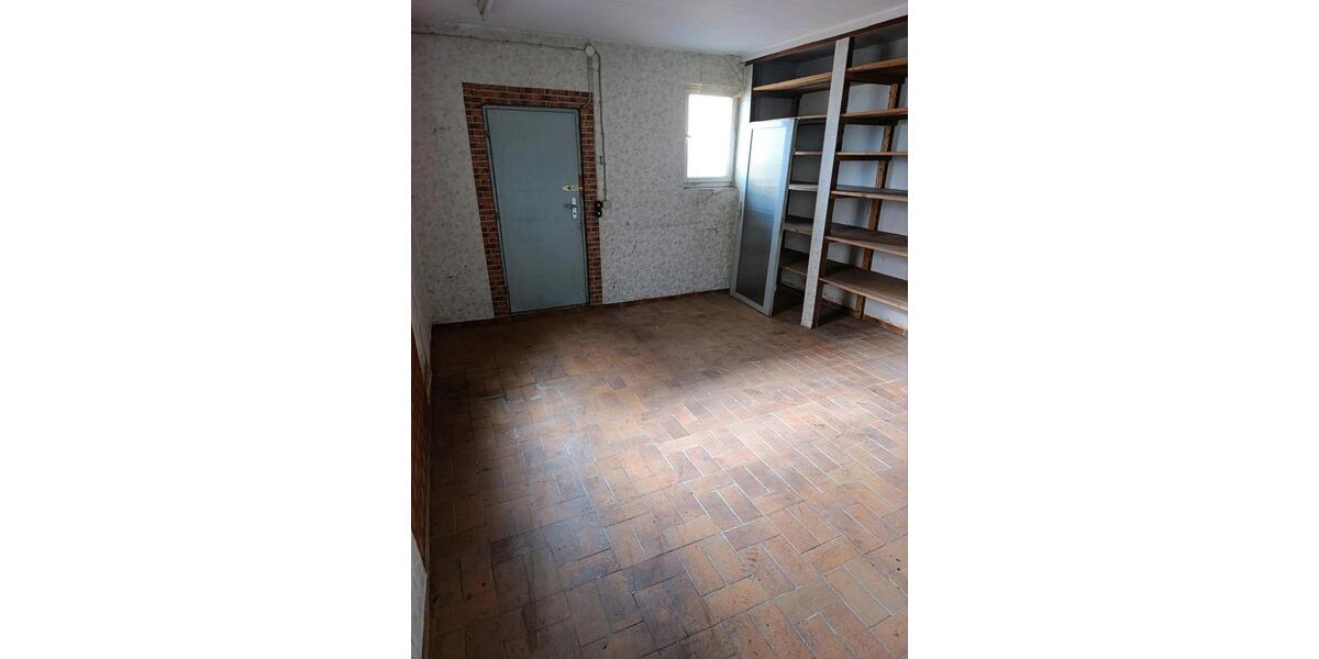 Mehrfamilienhaus, Wohnhaus Grafenberg - 8 Zimmer, 150 m&sup2;, 450.000&euro; | Angebot:25964675