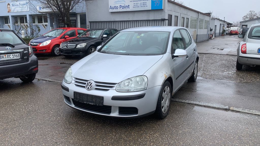 VW Golf 273.000 km 800 &euro; Fellbach-Stuttgart 70736
