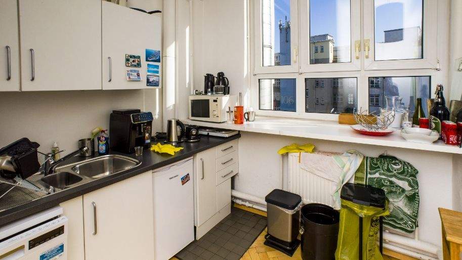 Gewerbeobjekt Stuttgart Ost - 300&euro; | Angebot:25896859