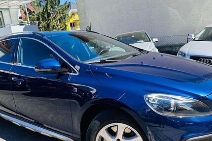 Volvo V40 Cross Country 92.000 km 16.499 &euro; Stuttgart-Zuffenhausen 70435