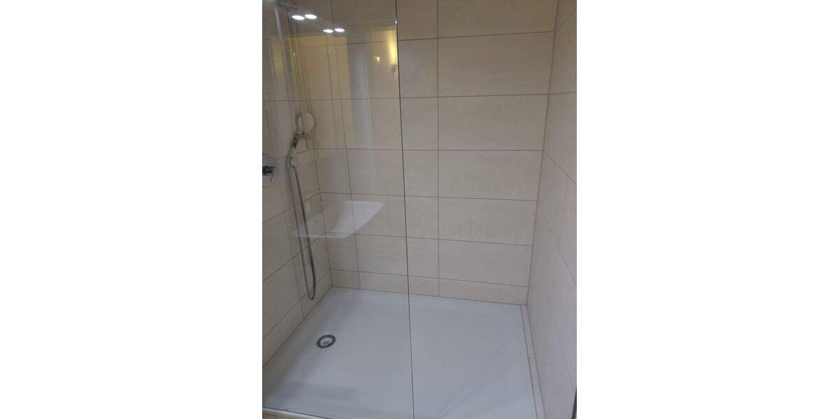 Etagenwohnung Vaihingen an der Enz - 3 Zimmer, 114 m&sup2;, 1.200&euro; | Angebot:25668025