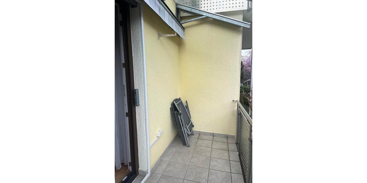 Etagenwohnung Stuttgart Vaihingen - 3 Zimmer, 100 m&sup2;, 1.550&euro; | Angebot:25860166