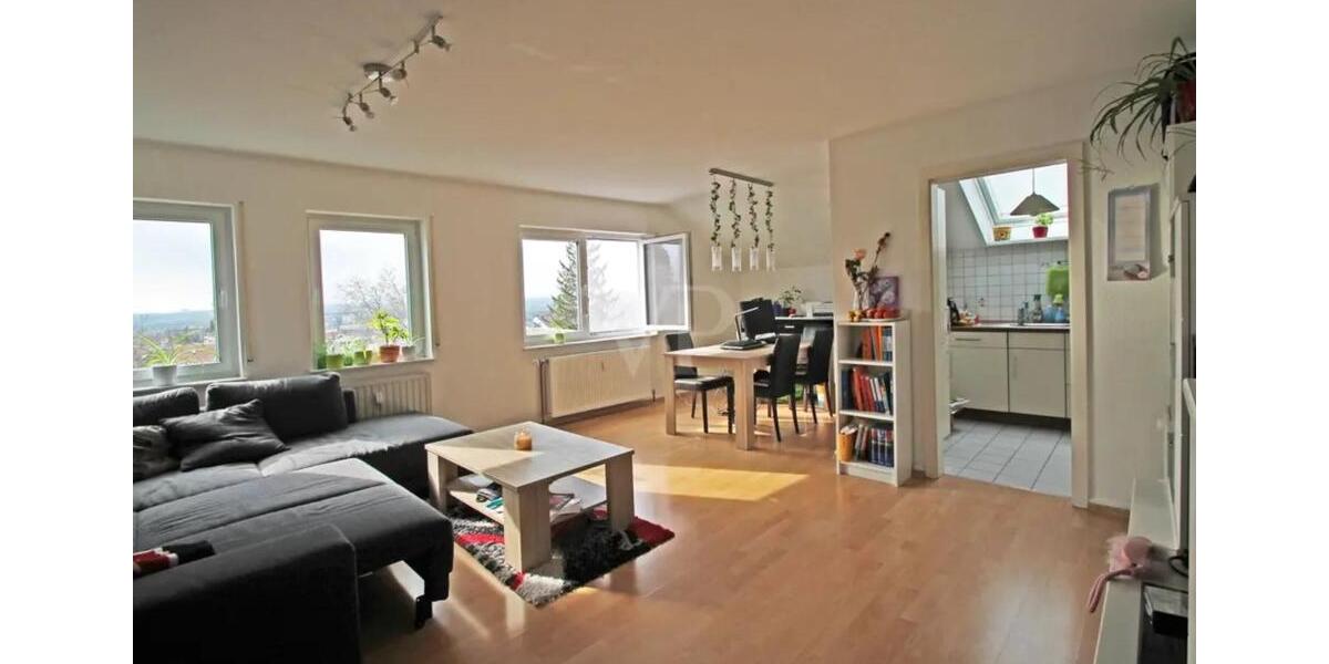 Dachgeschoßwohnung Leonberg - 2.5 Zimmer, 60 m&sup2;, 900&euro; | Angebot:25719326