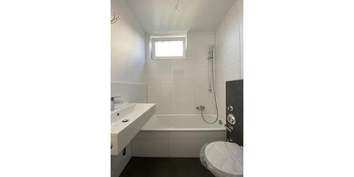 Etagenwohnung Weinstadt - 3 Zimmer, 73 m&sup2;, 935&euro; | Angebot:25979000