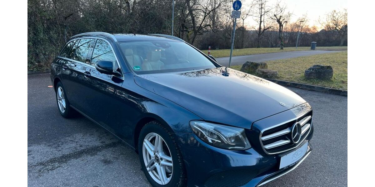 Mercedes-Benz E 220 233.357 km 18.499 &euro; Stuttgart 70469