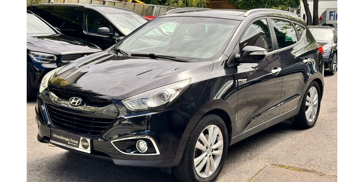 Hyundai ix35 194.000 km 5.990 &euro; Stuttgart 70437