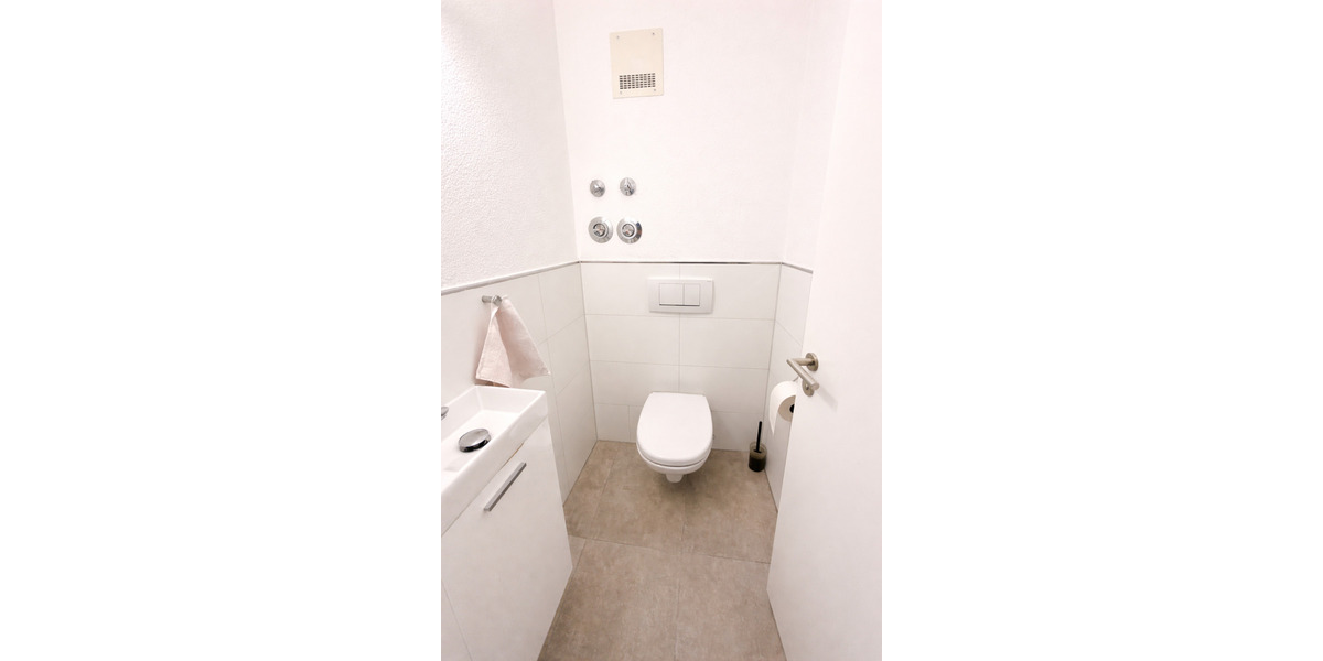 Etagenwohnung Filderstadt Bernhausen - 4 Zimmer, 106 m&sup2;, 1.430&euro; | Angebot:25737707