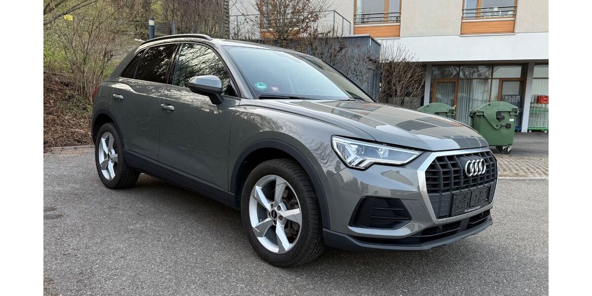 Audi Q3 77.995 km 24.777 &euro; Stuttgart 70327