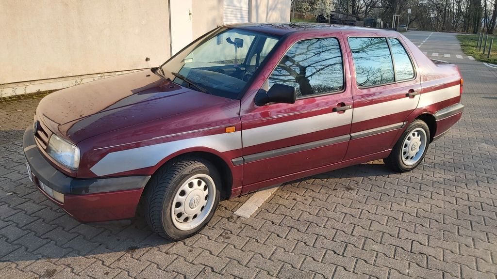 VW Vento 207.000 km 1.800 &euro; Stuttgart 70376