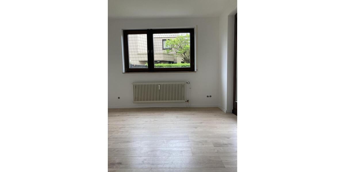 Erdgeschoßwohnung Stuttgart Botnang - 3.5 Zimmer, 87 m&sup2;, 1.300&euro; | Angebot:26660013