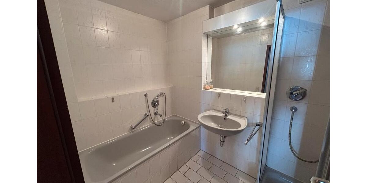 Etagenwohnung Pleidelsheim - 3 Zimmer, 77 m&sup2;, 285.000&euro; | Angebot:24296415