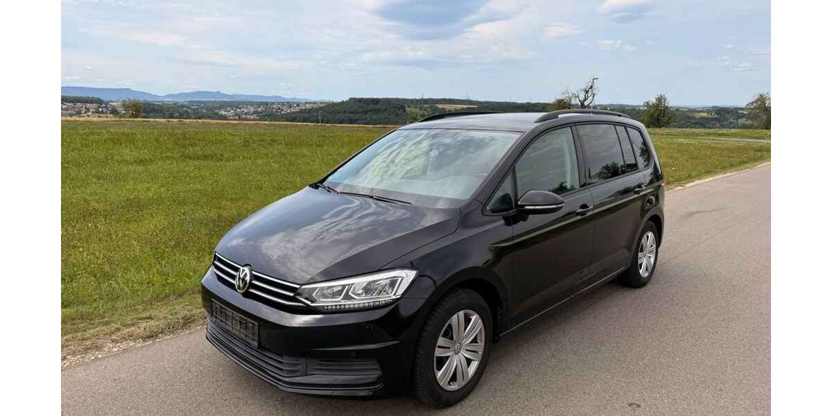 VW Touran 38.400 km 14.999 &euro; Uhingen 73066