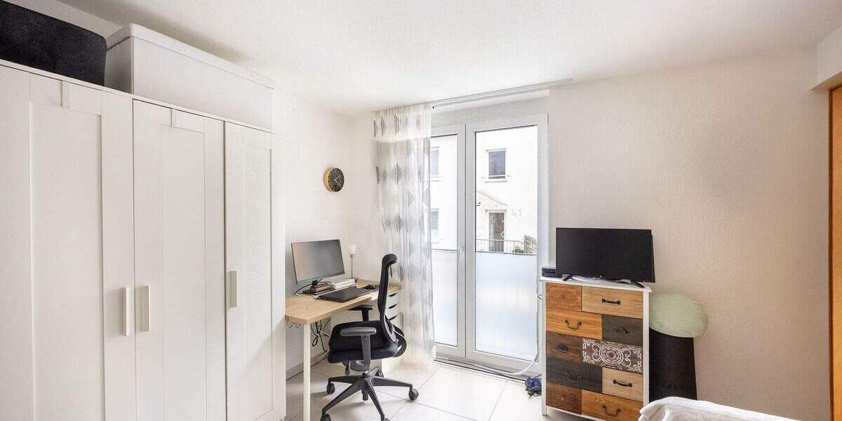 Etagenwohnung Besigheim - 3 Zimmer, 85 m&sup2;, 299.000&euro; | Angebot:25697957