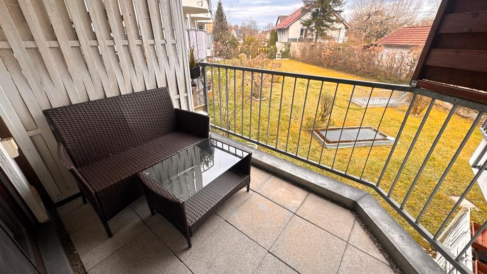 Etagenwohnung Sindelfingen Eichholz - 1.5 Zimmer, 37 m&sup2;, 750&euro; | Angebot:26033386