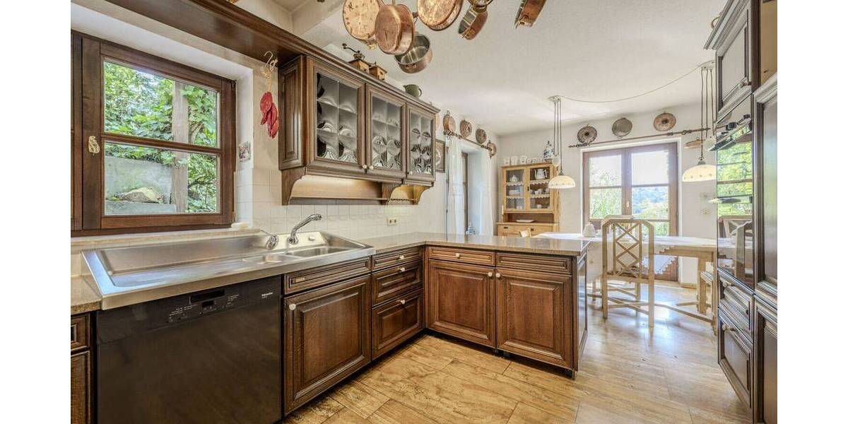 Einfamilienhaus Stuttgart Frauenkopf - 5 Zimmer, 231 m&sup2;, 1.490.000&euro; | Angebot:25745108