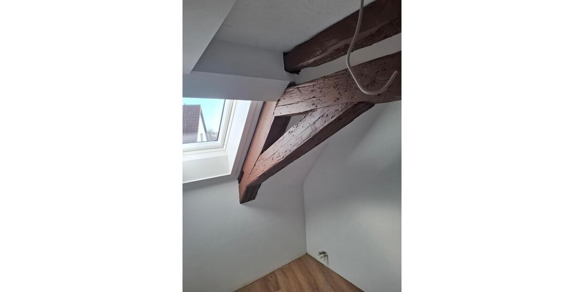 Dachgeschoßwohnung Welzheim - 3 Zimmer, 100 m&sup2;, 730&euro; | Angebot:25994998