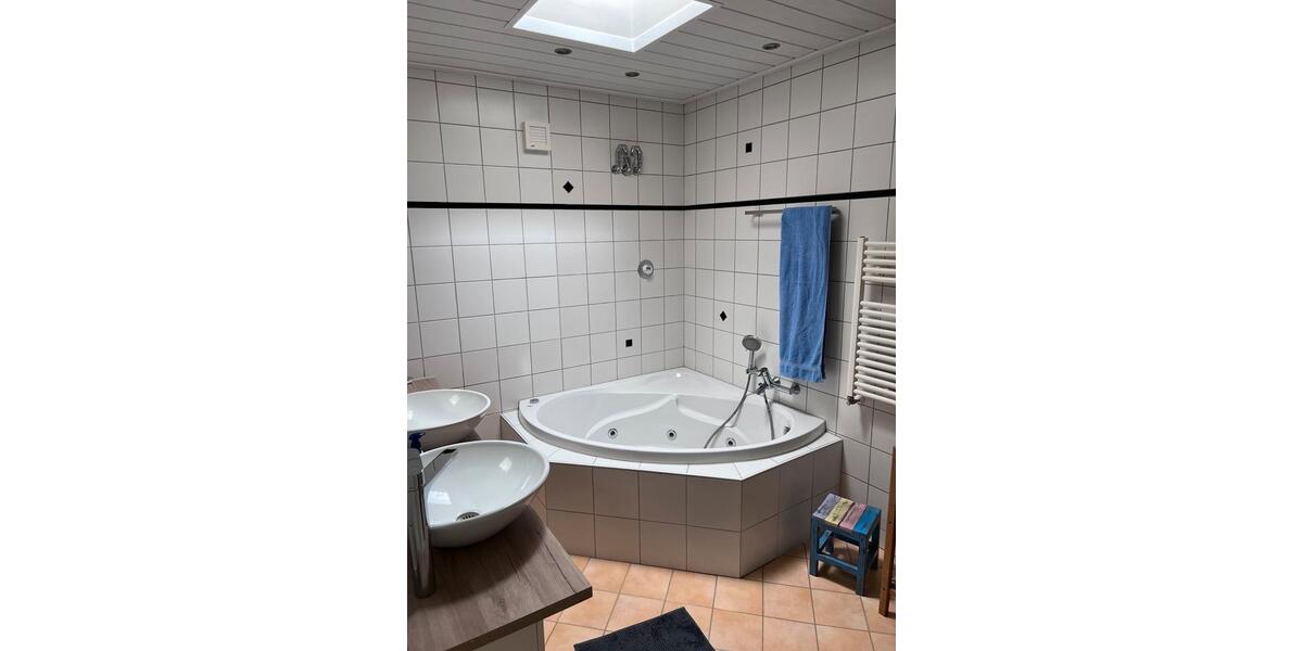 Reihenhaus Weil Im Schönbuch - 3 Zimmer, 120 m&sup2;, 495.000&euro; | Angebot:27112958