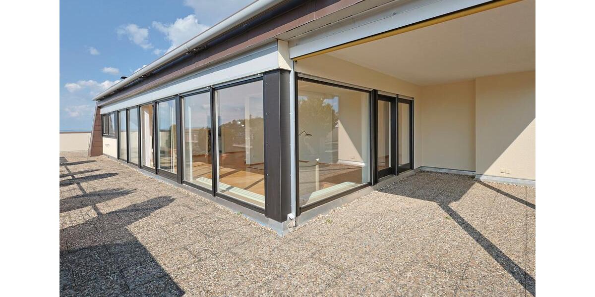 Einfamilienhaus Leonberg - 5.5 Zimmer, 203 m&sup2;, 2.500&euro; | Angebot:26399152