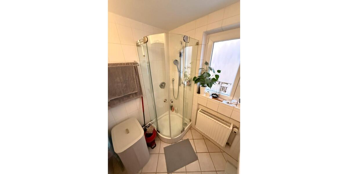 Etagenwohnung Esslingen am Neckar - 2 Zimmer, 63 m&sup2;, 850&euro; | Angebot:25933821