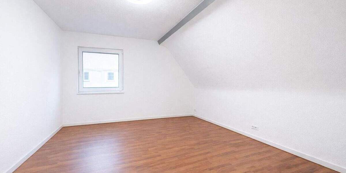 Mehrfamilienhaus, Wohnhaus Stuttgart Degerloch - 4 Zimmer, 145 m&sup2;, 599.000&euro; | Angebot:25819827