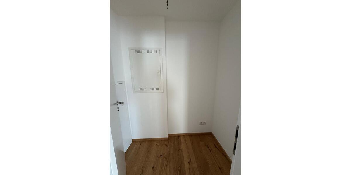 Etagenwohnung Plüderhausen - 4 Zimmer, 106 m&sup2;, 1.300&euro; | Angebot:25234405