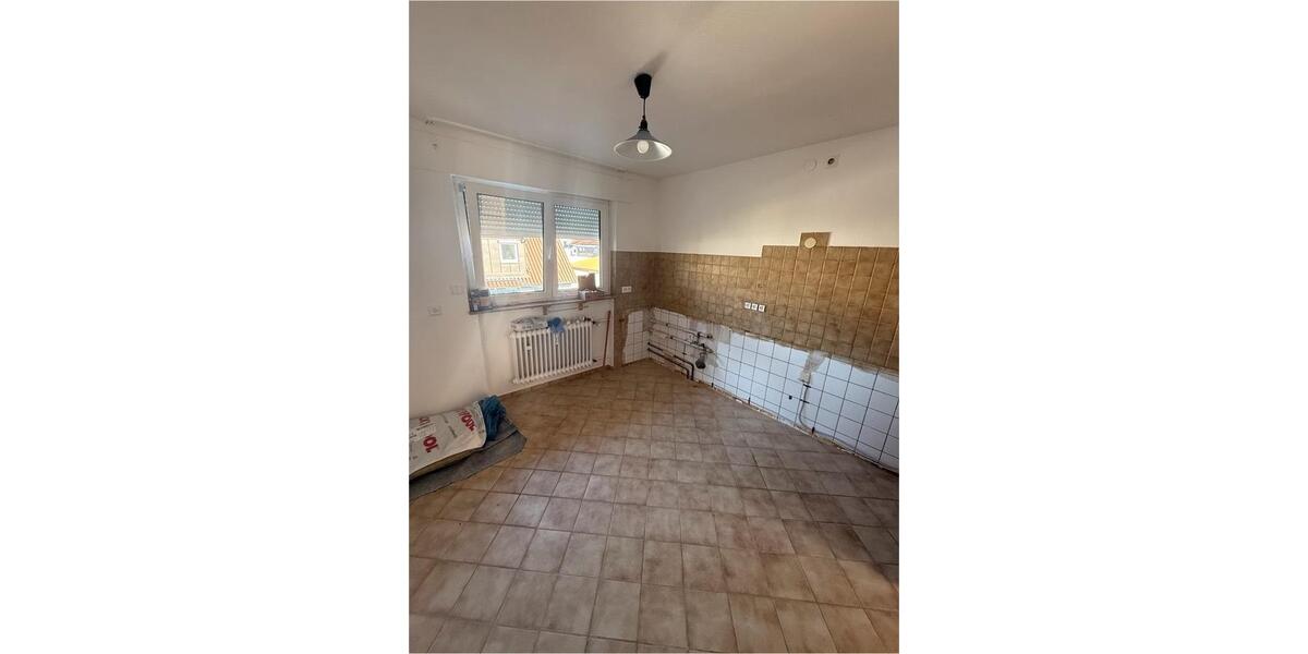 Etagenwohnung Winterbach - 4 Zimmer, 96 m&sup2;, 1.400&euro; | Angebot:27603004