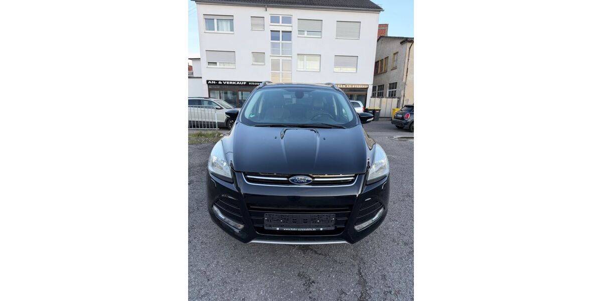 Ford Kuga 99.000 km 7.500 &euro; Fellbach 70736