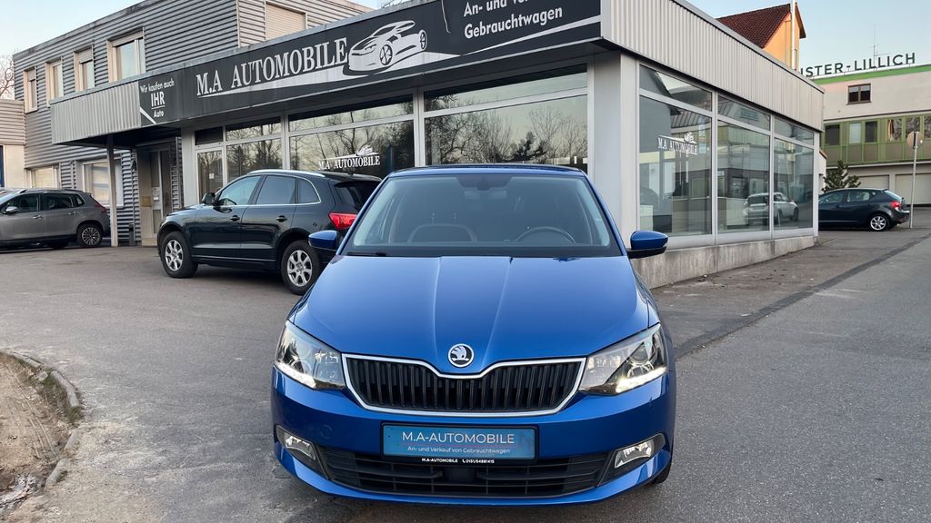 Skoda Fabia 104.185 km 8.700 &euro; Marbach am Neckar 71672