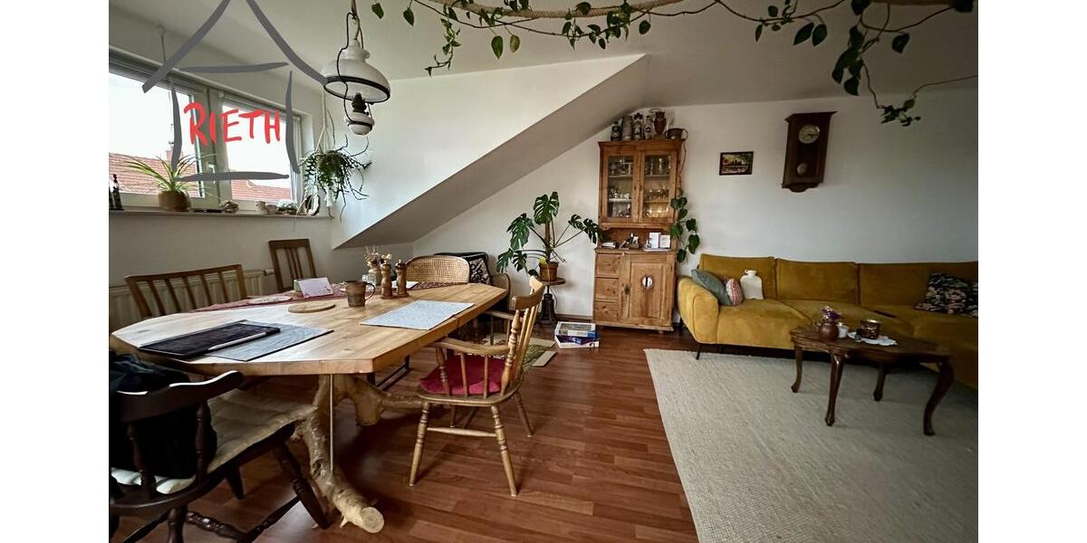 Dachgeschoßwohnung Marbach am Neckar - 3.5 Zimmer, 89 m&sup2;, 995&euro; | Angebot:25375422