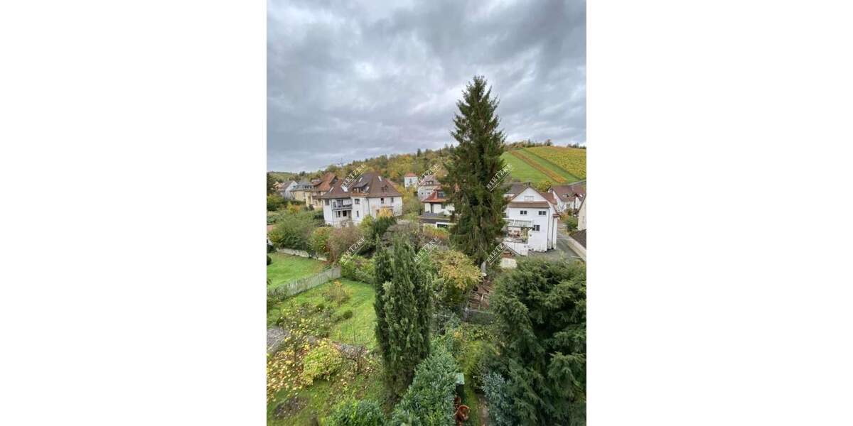 Zimmer Stuttgart Obertürkheim - 4 Zimmer, 115 m&sup2;, 1.380&euro; | Angebot:25726385