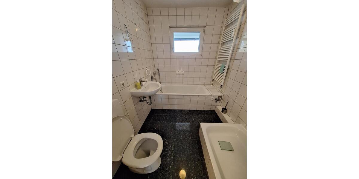 Etagenwohnung Stuttgart Vaihingen - 3 Zimmer, 75 m&sup2;, 1.100&euro; | Angebot:26042453