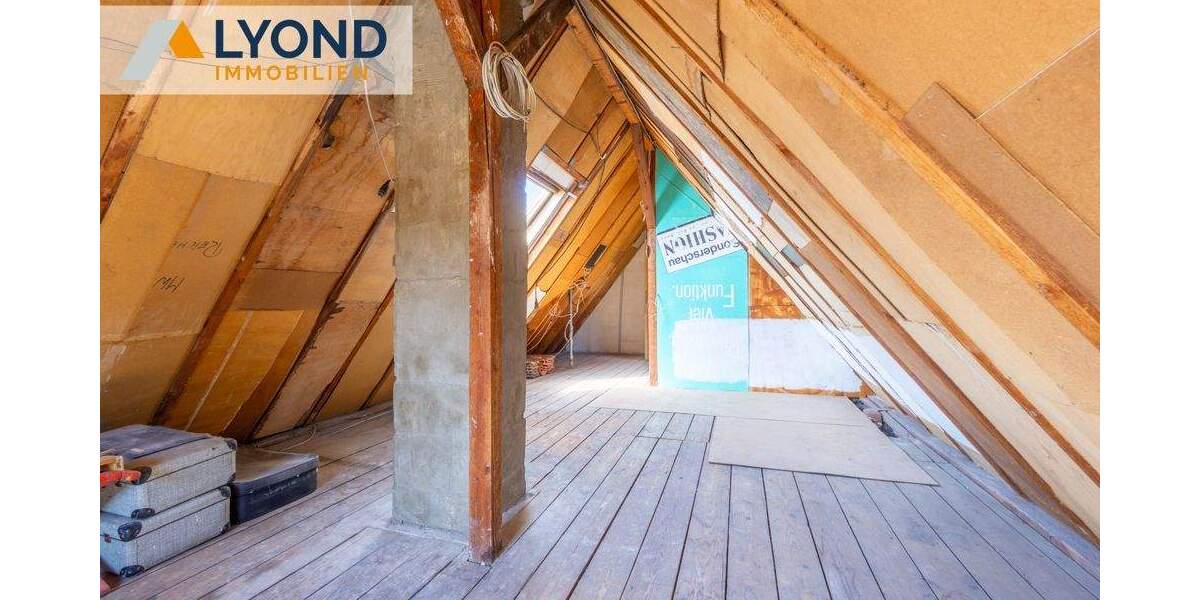 Doppelhaushälfte Sindelfingen Mitte - 6 Zimmer, 104 m&sup2;, 499.000&euro; | Angebot:25676532