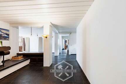 Wohnung Stuttgart Hedelfingen - 6 Zimmer, 340 m&sup2;, 1.900&euro; | Angebot:26083978