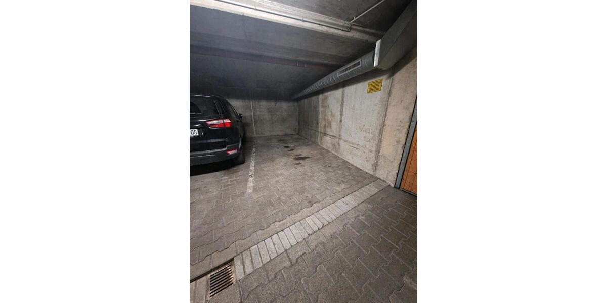 Maisonettenwohnung Fellbach - 4.5 Zimmer, 111 m&sup2;, 1.999&euro; | Angebot:25839376