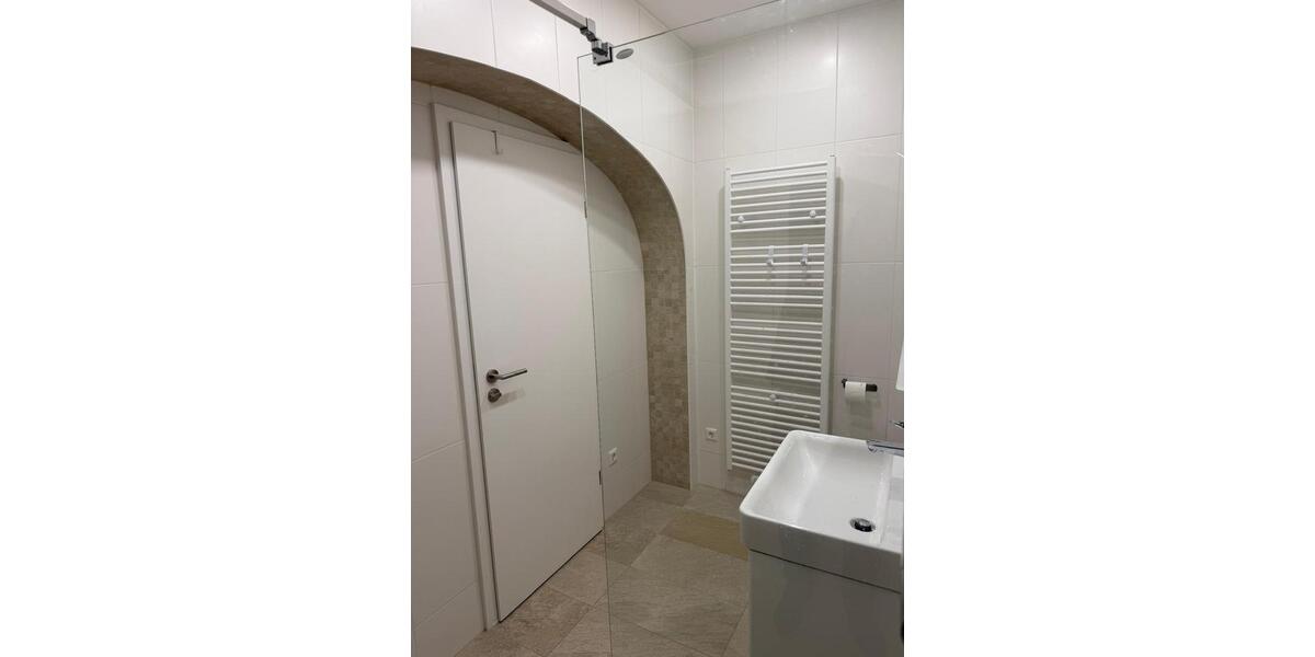 Erdgeschoßwohnung Stuttgart Stuttgart-Süd - 2.5 Zimmer, 69 m&sup2;, 1.200&euro; | Angebot:25919057