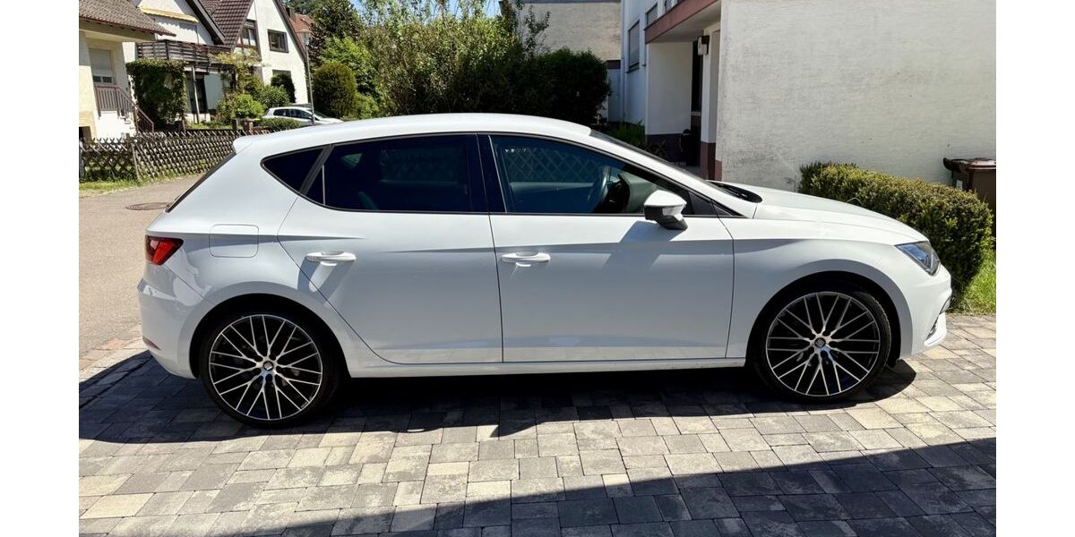 Seat Leon 63.000 km 15.500 &euro; Aichtal 72631