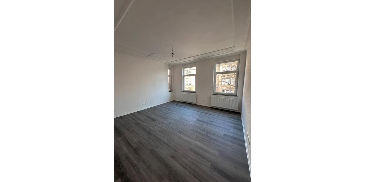 Etagenwohnung Stuttgart Bad Cannstatt - 3 Zimmer, 93 m&sup2;, 1.500&euro; | Angebot:26014531