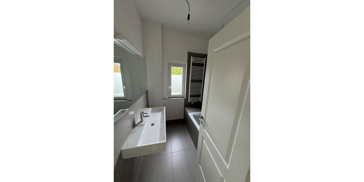 Etagenwohnung Stuttgart Bad Cannstatt - 3 Zimmer, 85 m&sup2;, 1.435&euro; | Angebot:26048806