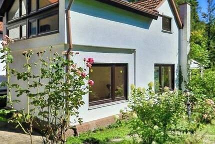 Haus Ludwigsburg Nord - 6 Zimmer, 138 m&sup2;, 597.000&euro; | Angebot:25986257