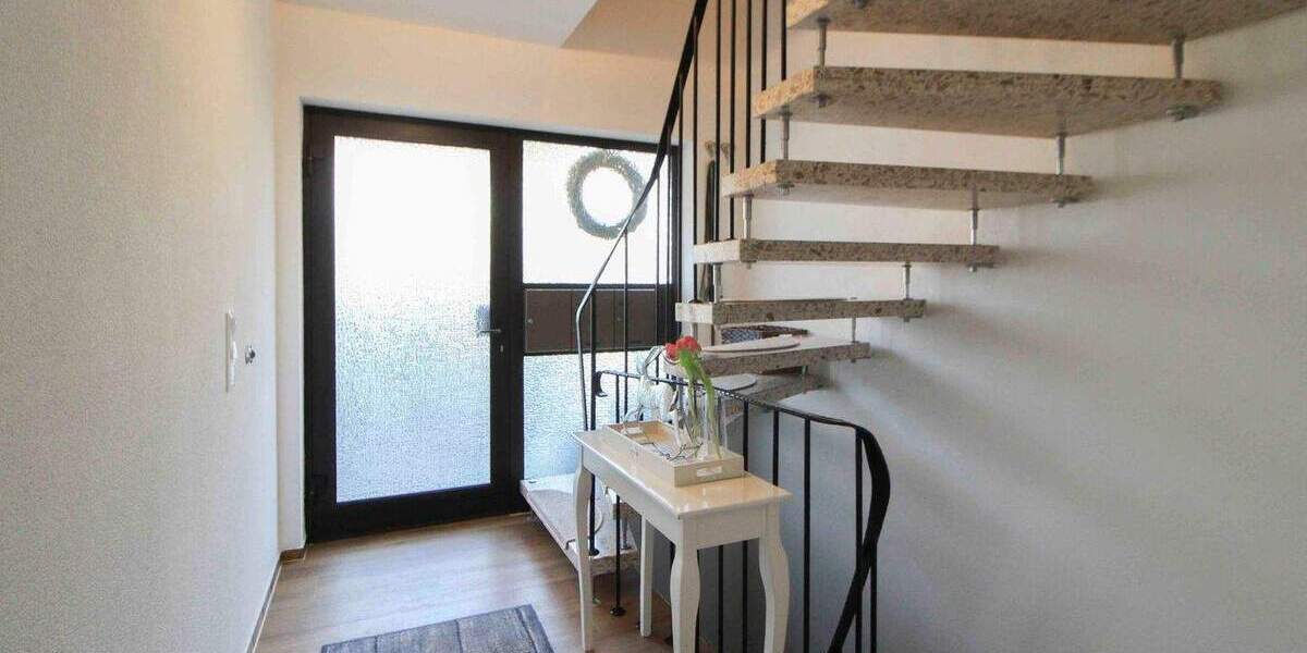 Mehrfamilienhaus, Wohnhaus Wolfschlugen - 5 Zimmer, 160 m&sup2;, 779.000&euro; | Angebot:25714538