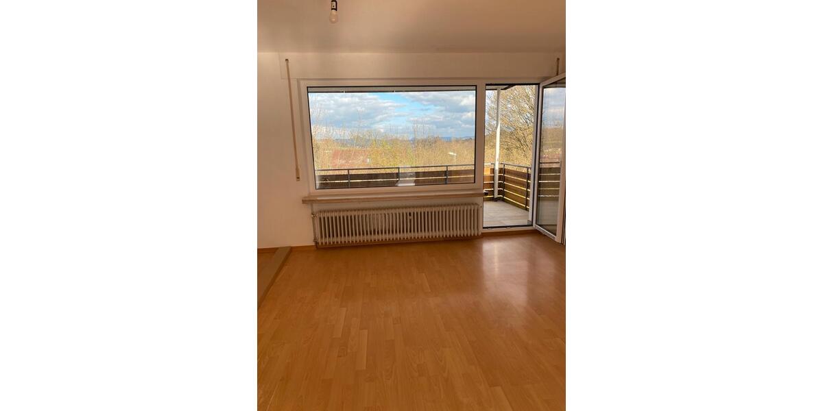 Erdgeschoßwohnung Uhingen - 4 Zimmer, 120 m&sup2;, 1.700&euro; | Angebot:25719333