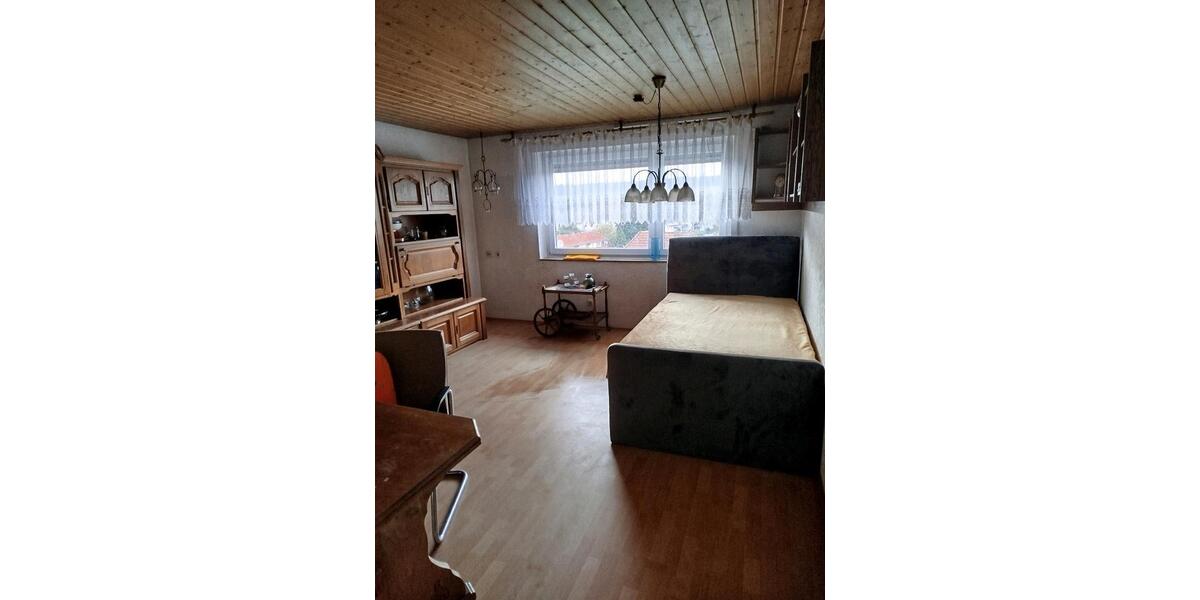 Etagenwohnung Uhingen - 2 Zimmer, 62 m&sup2;, 900&euro; | Angebot:27565658