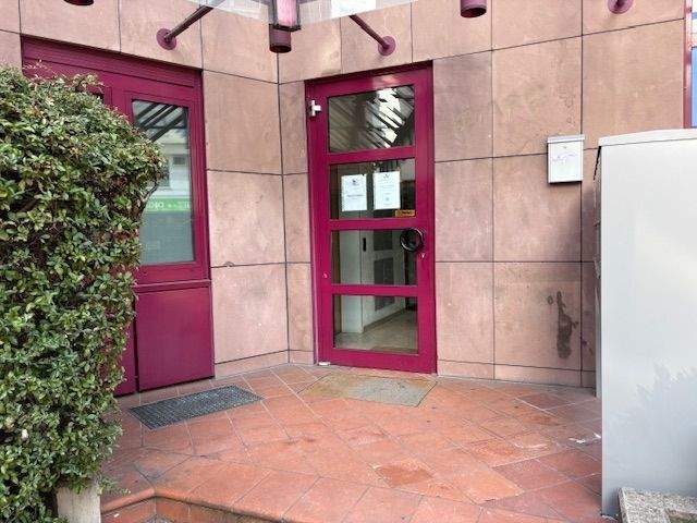 Gewerbeobjekt Stuttgart Mitte - 3 Zimmer, 80 m&sup2;, 1.350&euro; | Angebot:25845788