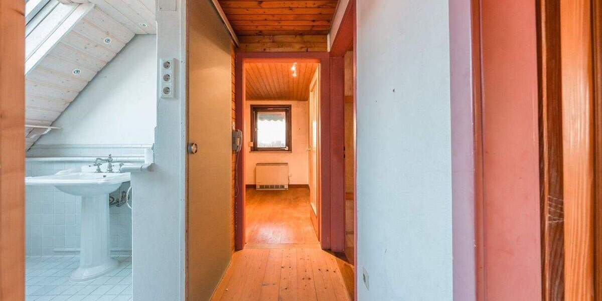 Einfamilienhaus Schwaikheim - 5 Zimmer, 111 m&sup2;, 430.000&euro; | Angebot:25697432