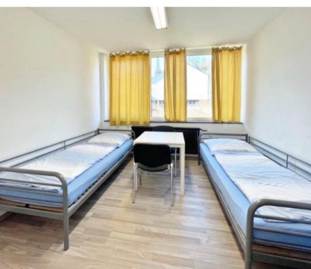 Einfamilienhaus Esslingen am Neckar Brühl - 6 Zimmer, 230 m&sup2;, 3.350&euro; | Angebot:27620333