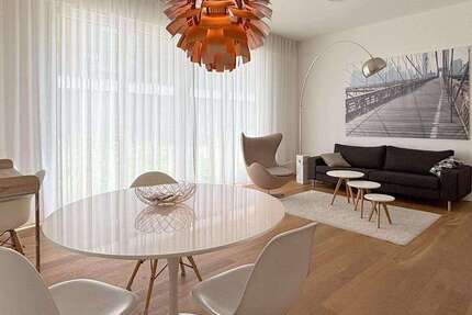 Wohnung Stuttgart - 2 Zimmer, 67 m&sup2;, 1.210&euro; | Angebot:27703857
