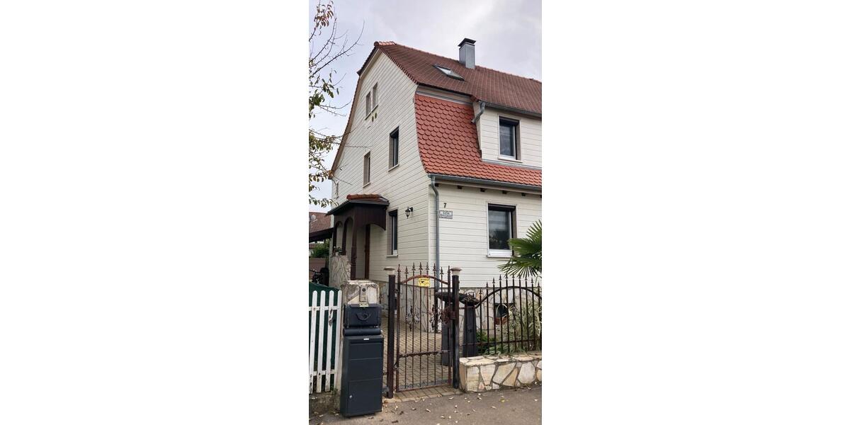 Einfamilienhaus Kirchheim unter Teck - 8.5 Zimmer, 220 m&sup2;, 799.000&euro; | Angebot:25409206